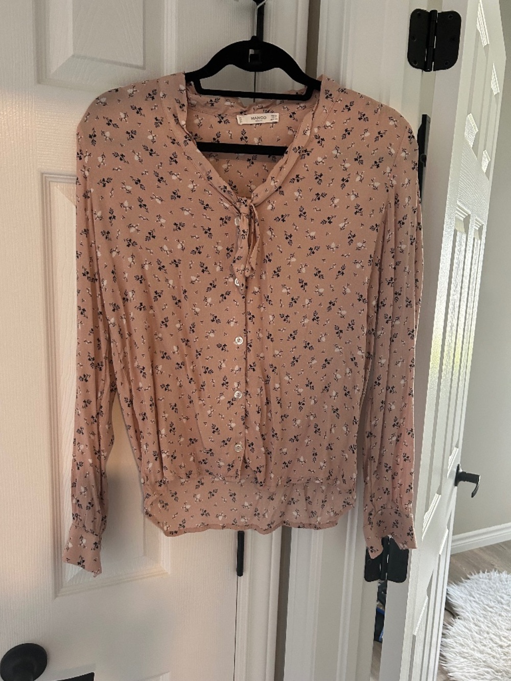 Pretty Tie Blouse